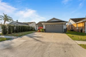 4614 OSCEOLA POINT TRL TRAIL, KISSIMMEE, FL 34746 Sold 04/28/25