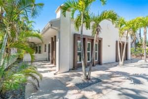 115 N BLVD OF THE PRESIDENTS, SARASOTA, FL 34236 - MLS#MFRS5121761