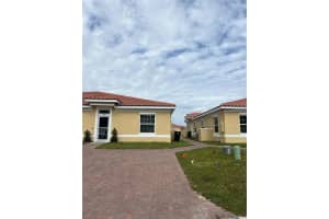 1584 Cumin Dr, KISSIMMEE