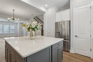 117 CONCORD STREET, ORLANDO, FL 32801 Sold 05/12/25