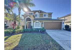 802 SUFFOLK PLACE, DAVENPORT, FL 33896 Sold 05/12/25