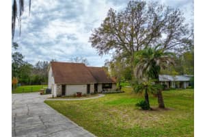 9916 JACKSON ROAD, LEESBURG, FL 34788 - MLS#MFRS5122563