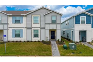4002 Lana Ave, DAVENPORT