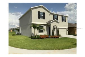 204 Taft Dr, DAVENPORT