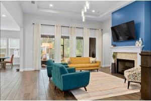 462 Hillendale Cir St Johns, FL 32259 - Off Market