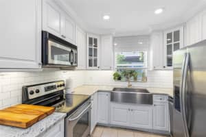 1510 RIDGEWOOD STREET, ORLANDO, FL 32803 Sold 06/03/25