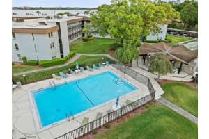 333 Lake Howard Dr Nw #204d, WINTER HAVEN