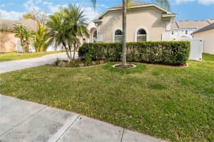 1923 LAZY OAKS LOOP, ST CLOUD, FL 34771 Sold 10/14/25