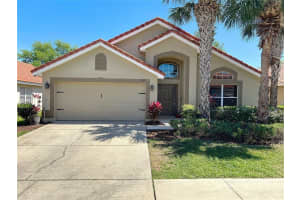 1102 Solana Cir, DAVENPORT