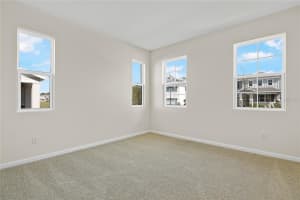 550 SUMMIT RIVER DRIVE, APOPKA, FL 32712 Sold 04/18/25