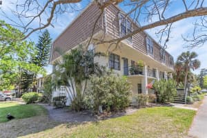 5912 VILLAGE CIRCLE, ORLANDO, FL 32822 - MLS#MFRS5123582