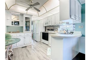 9000 US HWY 192 #560, DAVENPORT, FL 33897 Sold 06/25/25