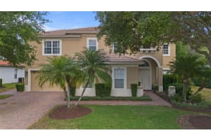 2151 TILLMAN AVENUE, WINTER GARDEN, FL 34787 Sold 06/13/25