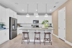 9104 PLAYERS DRIVE, WEEKI WACHEE, FL 34613 Sold 05/01/25