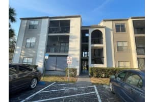 2131 Cascades Blvd #301, KISSIMMEE