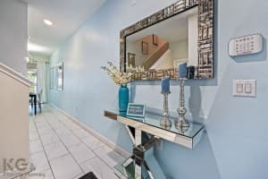 9075 DOGLEG DR, DAVENPORT, FL 33896 - MLS#MFRS5124195