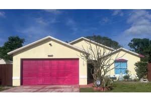 1021 GOLFSIDE COURT, KISSIMMEE, FL 34741 Sold 05/09/25