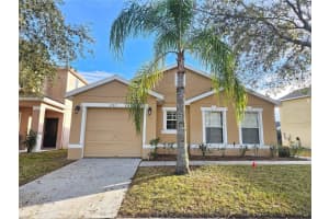 297 Blue Jay Way, DAVENPORT