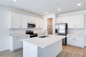 1690 SUGARBELLE CIRCLE, MASCOTTE, FL 34753 - MLS#MFRS5124621