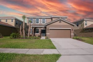 7683 Oakmoss Loop, DAVENPORT