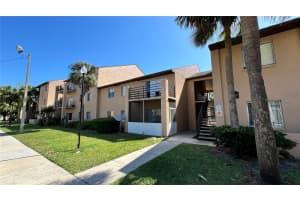 5219 VIA HACIENDA CIRCLE, ORLANDO, FL 32839 - MLS#MFRS5124670