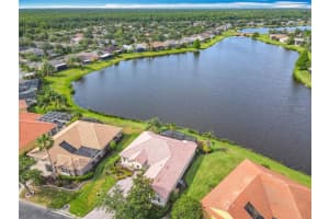 644 Shorehaven Dr, KISSIMMEE