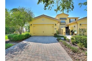 2724 PALM TREE DRIVE, POINCIANA, FL 34759 Sold 09/15/25