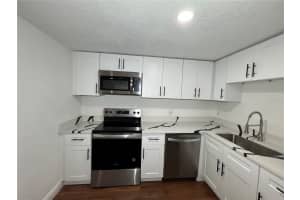 3815 AVENUE R AVENUE, WINTER HAVEN, FL 33881 Sold 05/27/25