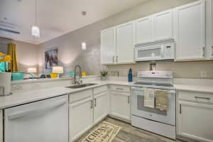 702 GRAN BAHAMA BOULEVARD, DAVENPORT, FL 33897 - MLS#MFRS5125195