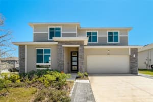 1003 Sugarwood St, DAVENPORT