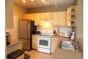 8809 DUNES COURT, KISSIMMEE, FL 34747 - MLS#MFRS5125456