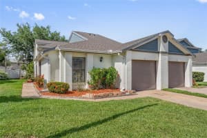 98 Lakepointe Cir, KISSIMMEE
