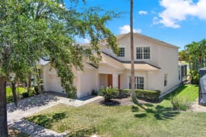 4739 CUMBRIAN LAKES DRIVE, KISSIMMEE, FL 34746 - MLS#MFRS5125941