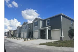 1296 Yellow Finch Dr, DAVENPORT