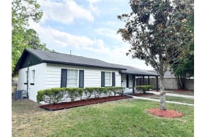 1098 LEEWAY COURT, ORLANDO, FL 32810 - MLS#MFRS5126310