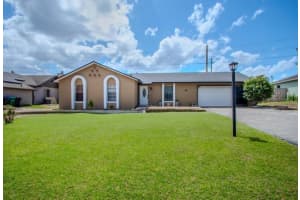 987 Trumbull St, DELTONA 987 Trumbull St, DELTONA