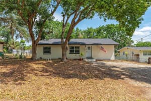 308 FOREST STREET, FRUITLAND PARK, FL 34731 Sold 06/12/25