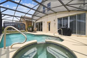 223 Cadiz Loop, DAVENPORT