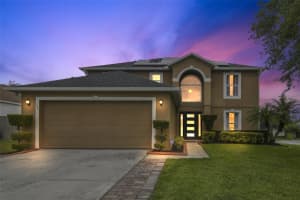 102 Royalty Cir, SANFORD