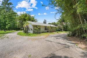 429 DIAMOND ACRES ROAD, DAVENPORT, FL 33837 - MLS#MFRS5127070