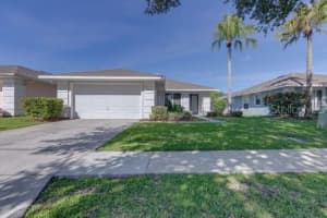 2908 SUNSET LAKES BOULEVARD, KISSIMMEE, FL 34747 Sold 07/31/25