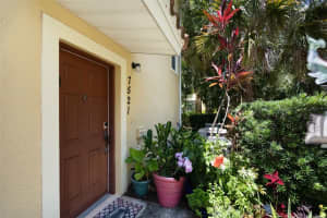 7521 PELLHAM WAY, KISSIMMEE, FL 34747 Sold 07/08/25