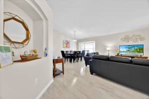 1113 CASTERTON CIRCLE, DAVENPORT, FL 33897 - MLS#MFRS5127176