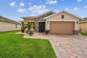 1272 Bonita Canyon Dr, KISSIMMEE