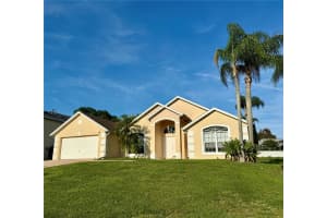 240 Steamboat Blvd, DAVENPORT