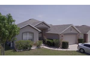939 Jaybee Ave, DAVENPORT