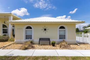 6555 BAY TREE COURT, ST CLOUD, FL 34771 Sold 08/07/25