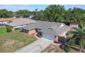 1022 Blue Horizon Dr, DELTONA