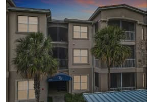 3000 Laurel Park Ln #306, KISSIMMEE