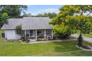 1640 Marks St, KISSIMMEE